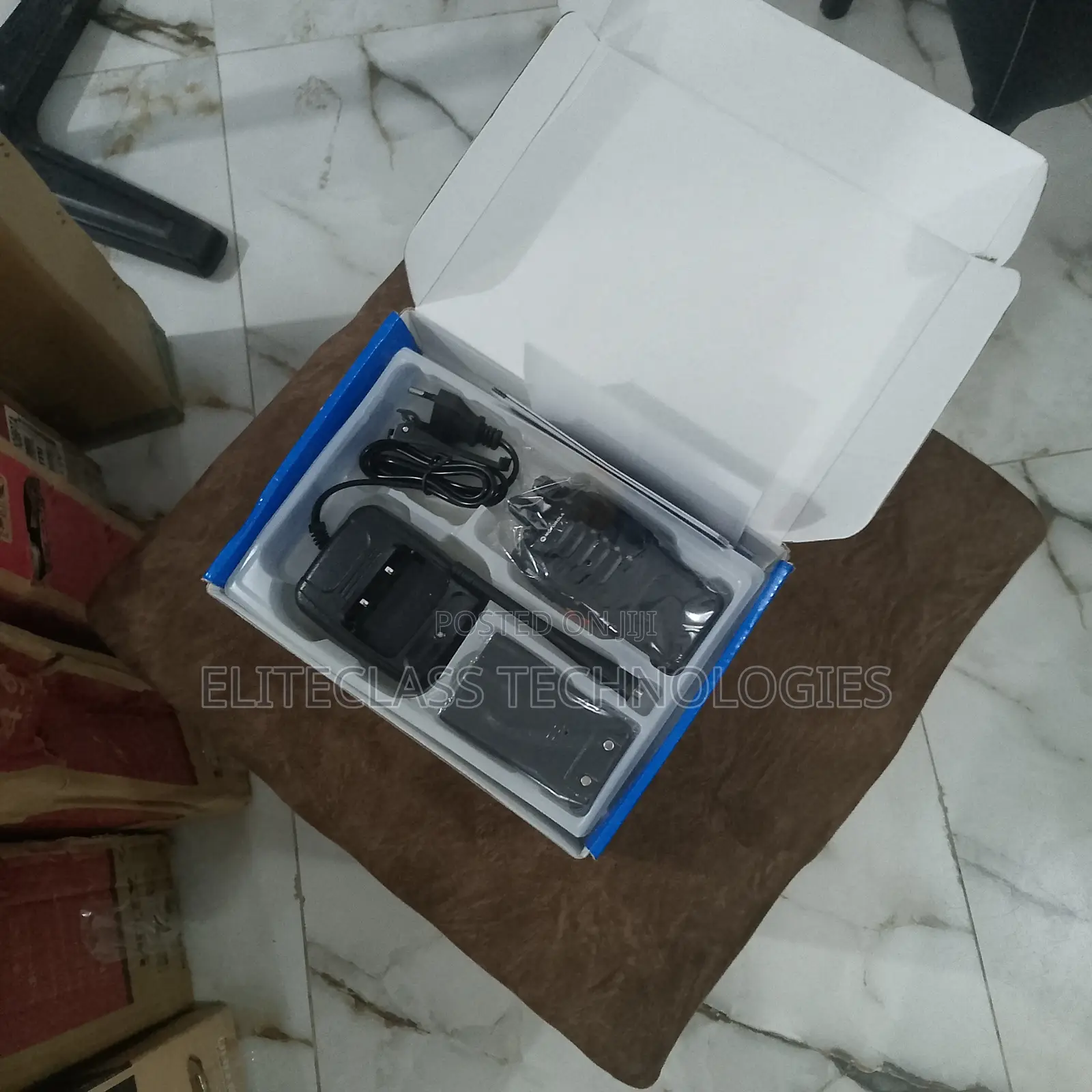 Motorola Efficient Two-Way Radio Walkie Talkie ''Gp366''