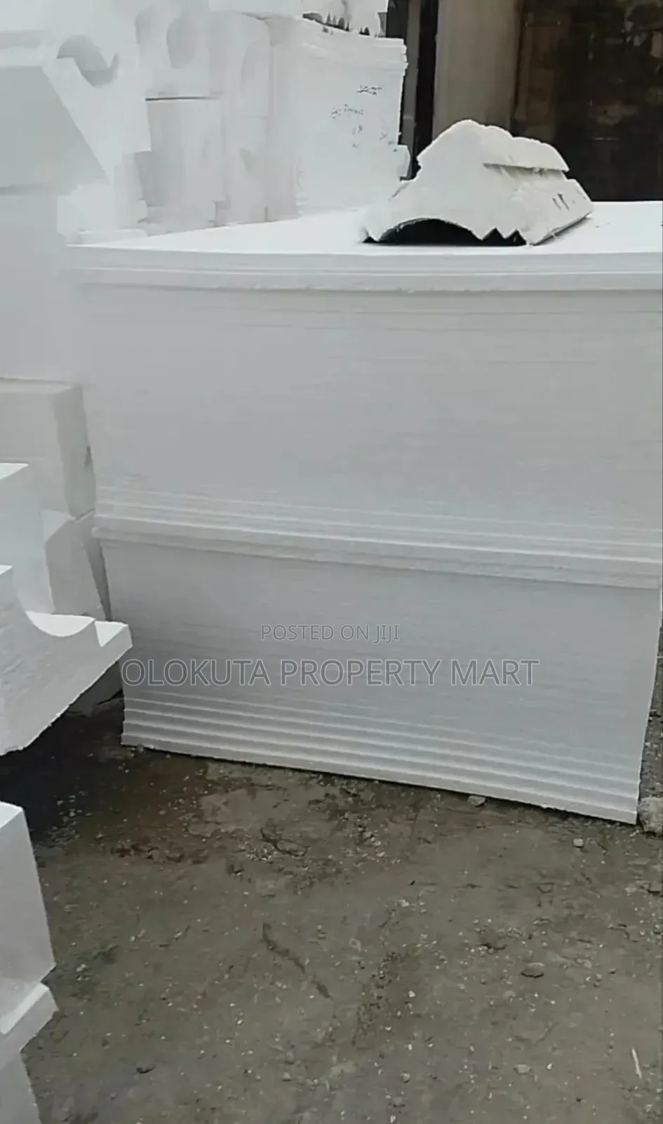 Polystyrene Board and Parapet