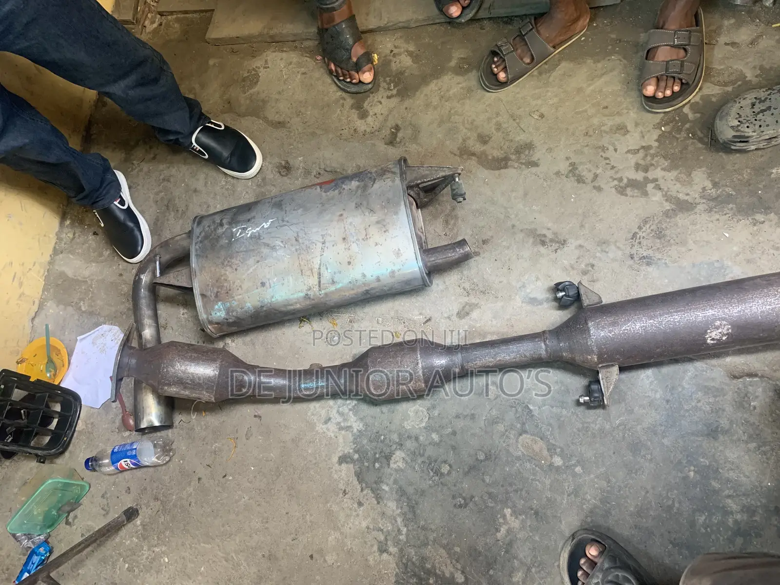 Complete Catalyst With Exhaust Toyota Matrix 2005