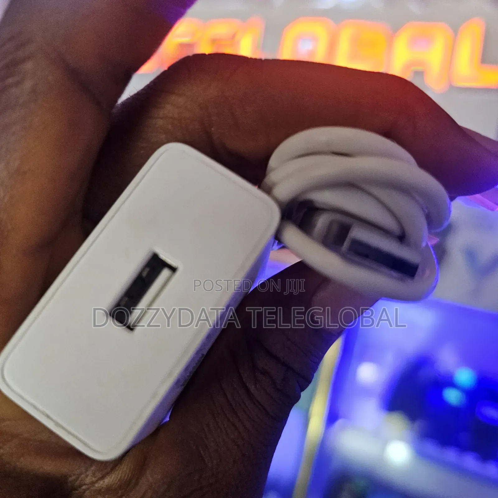 Tecno 18W U180TKA Follow Come Charger