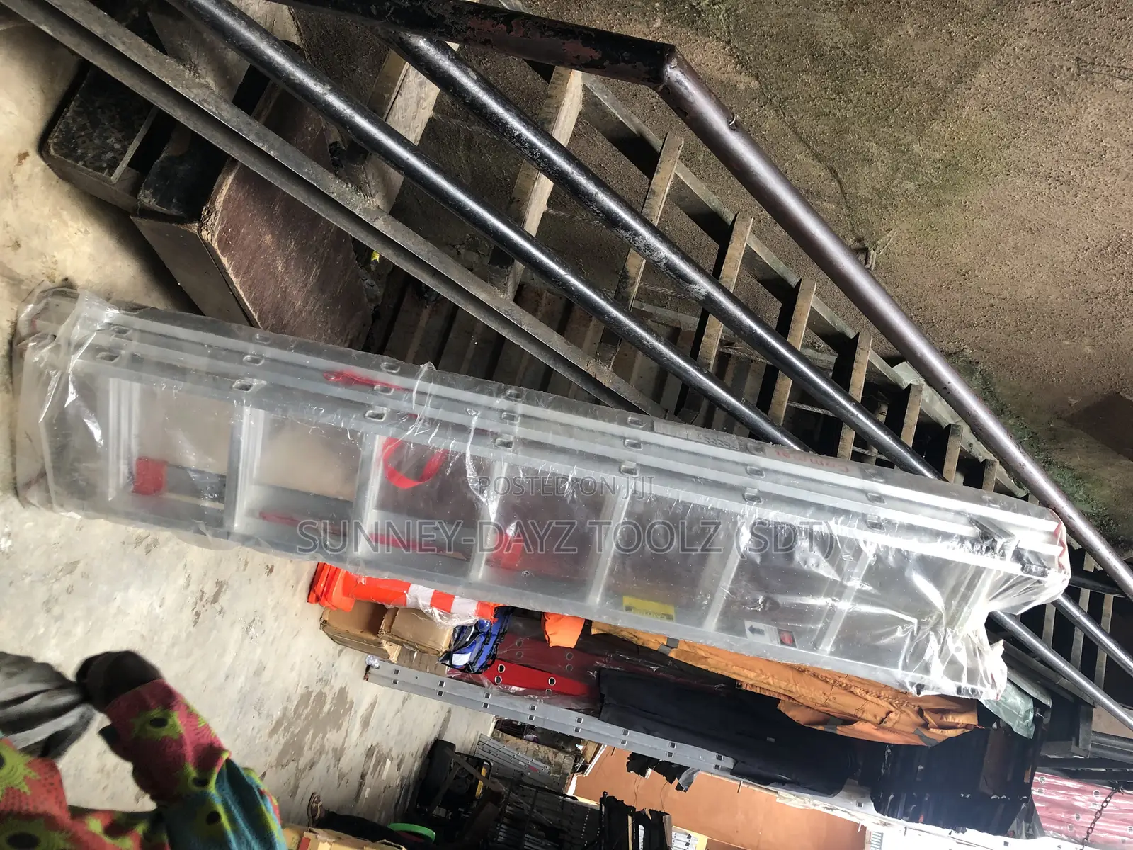 8 X 3 Aluminium Extension Ladder