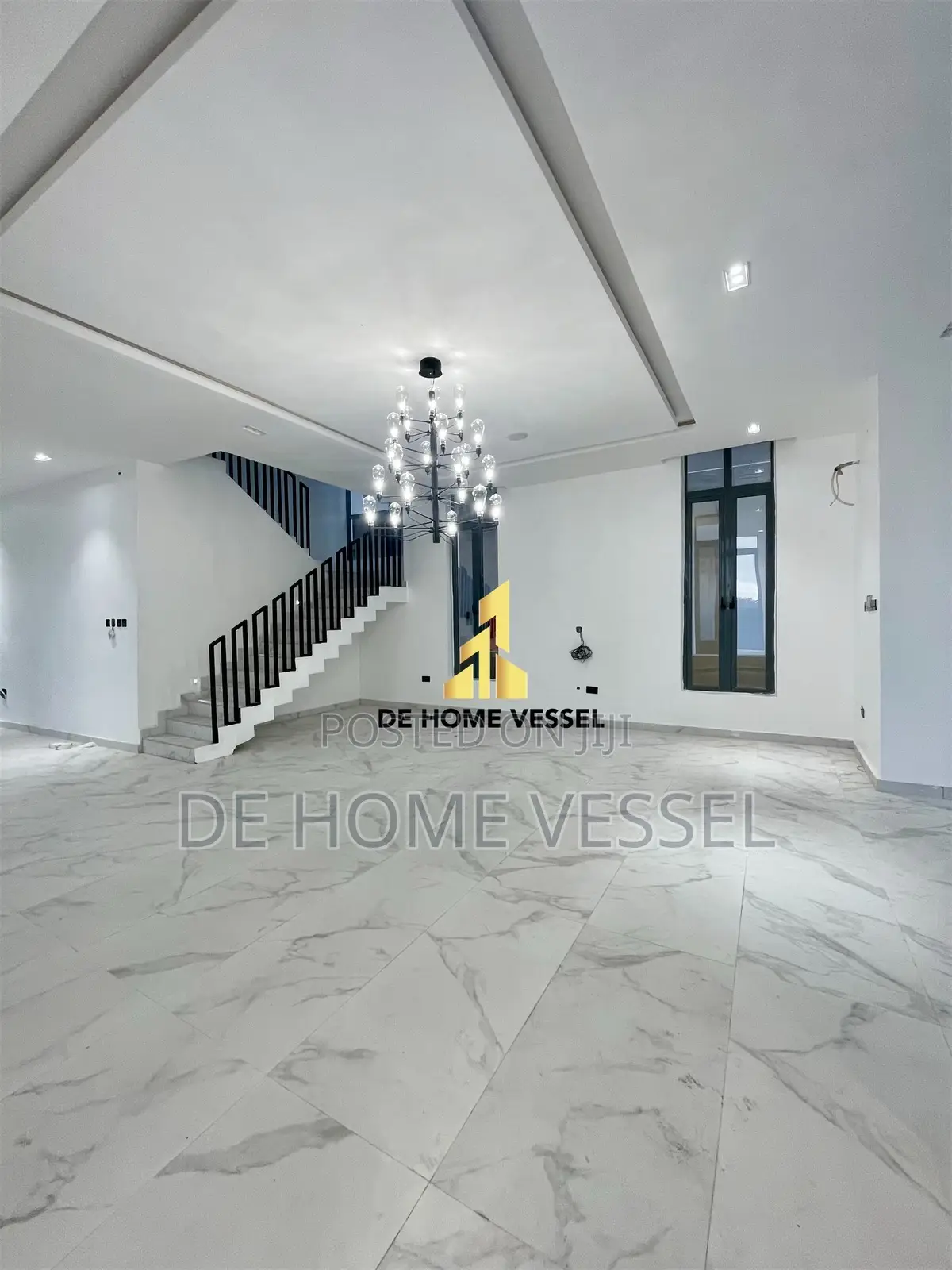 4bdrm House in Osapa london for sale