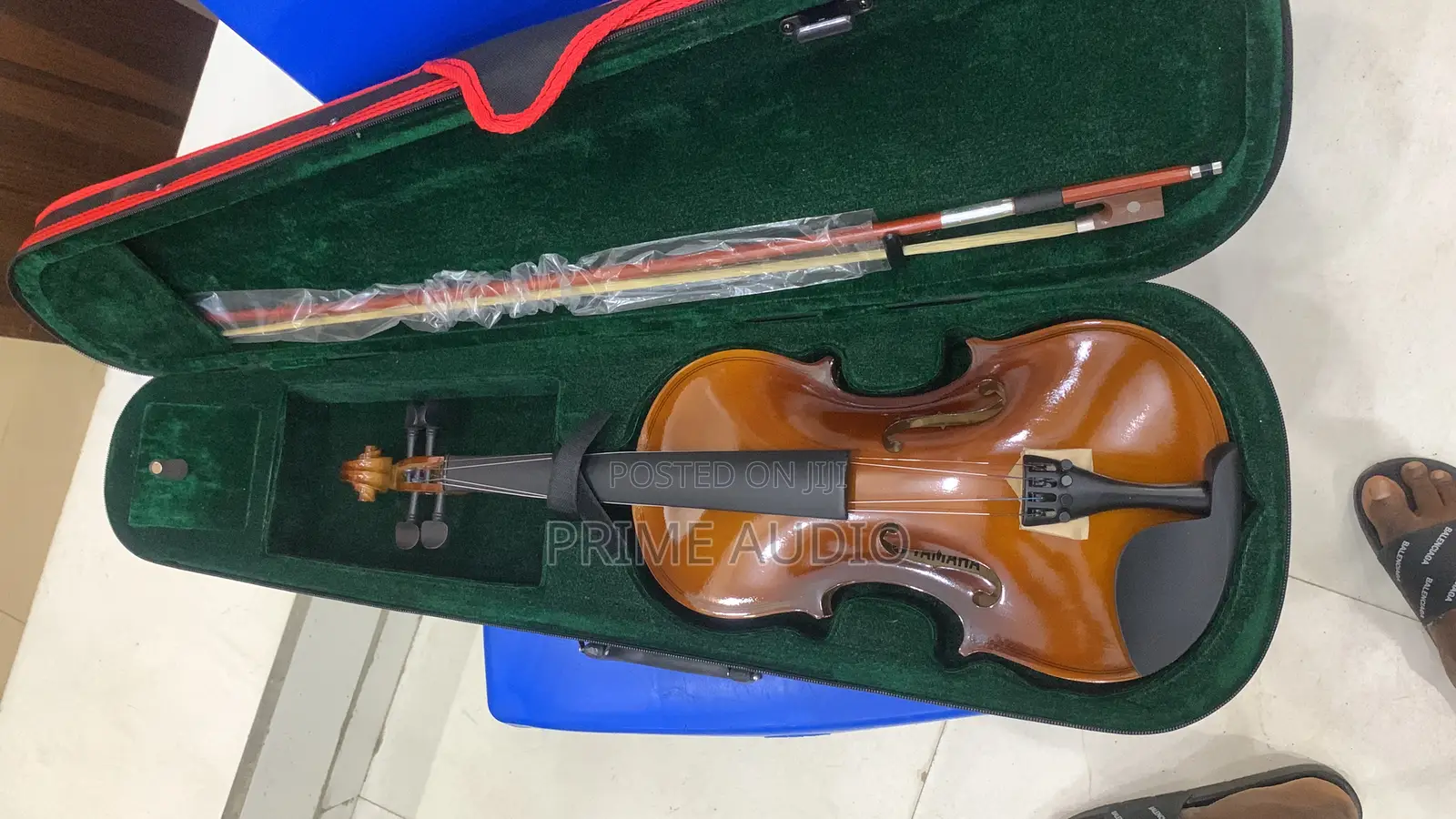 Yamaha Standard v-7 Violin 4/4 With Glasser Bow Brace String
