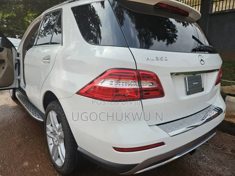 Mercedes-Benz M Class ML350 4MATIC 4dr SUV AWD (3.5L 6cyl 7A) 2015