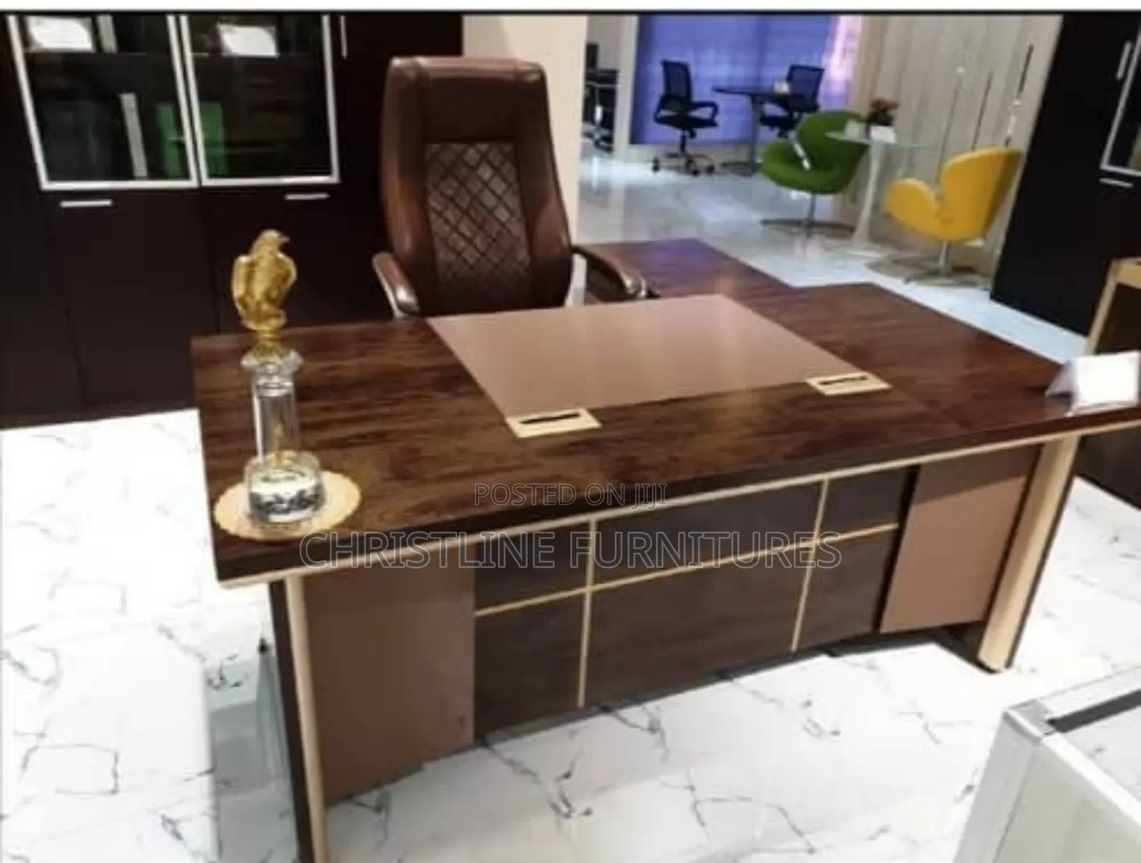 Quality Office Boss Executive Table With Extension