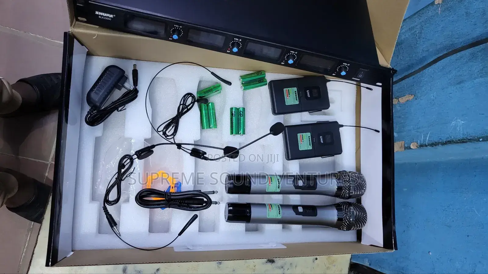 BLX 10000 4 in 1 Wireless Microphone