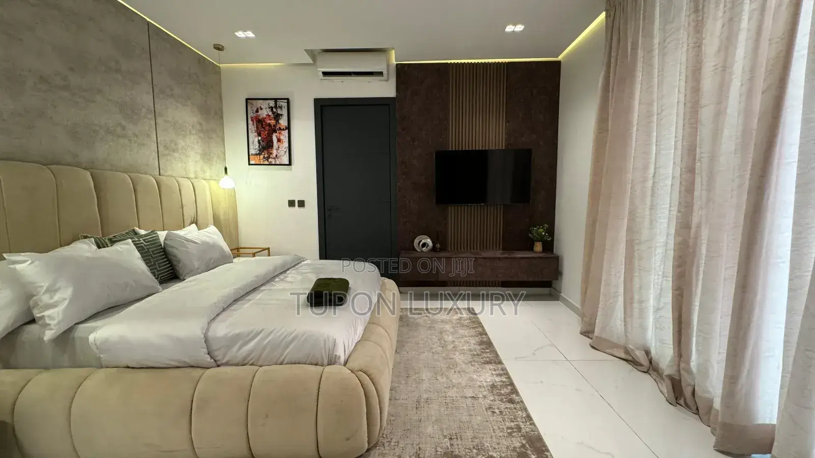 Luxury 2 Bedroom Maisonette With Ps5, Pool and Gym.