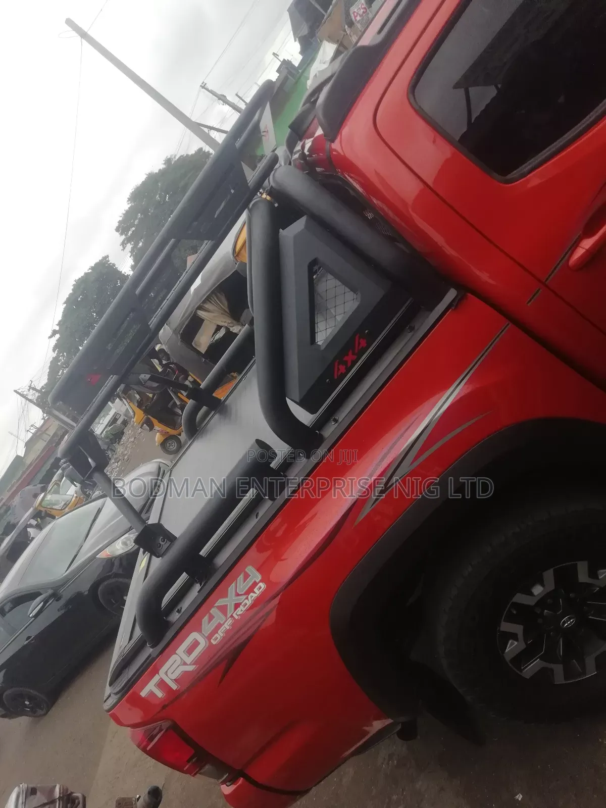 Sliding Boot Cover With Off Road Spoiler +-_:, 0,21