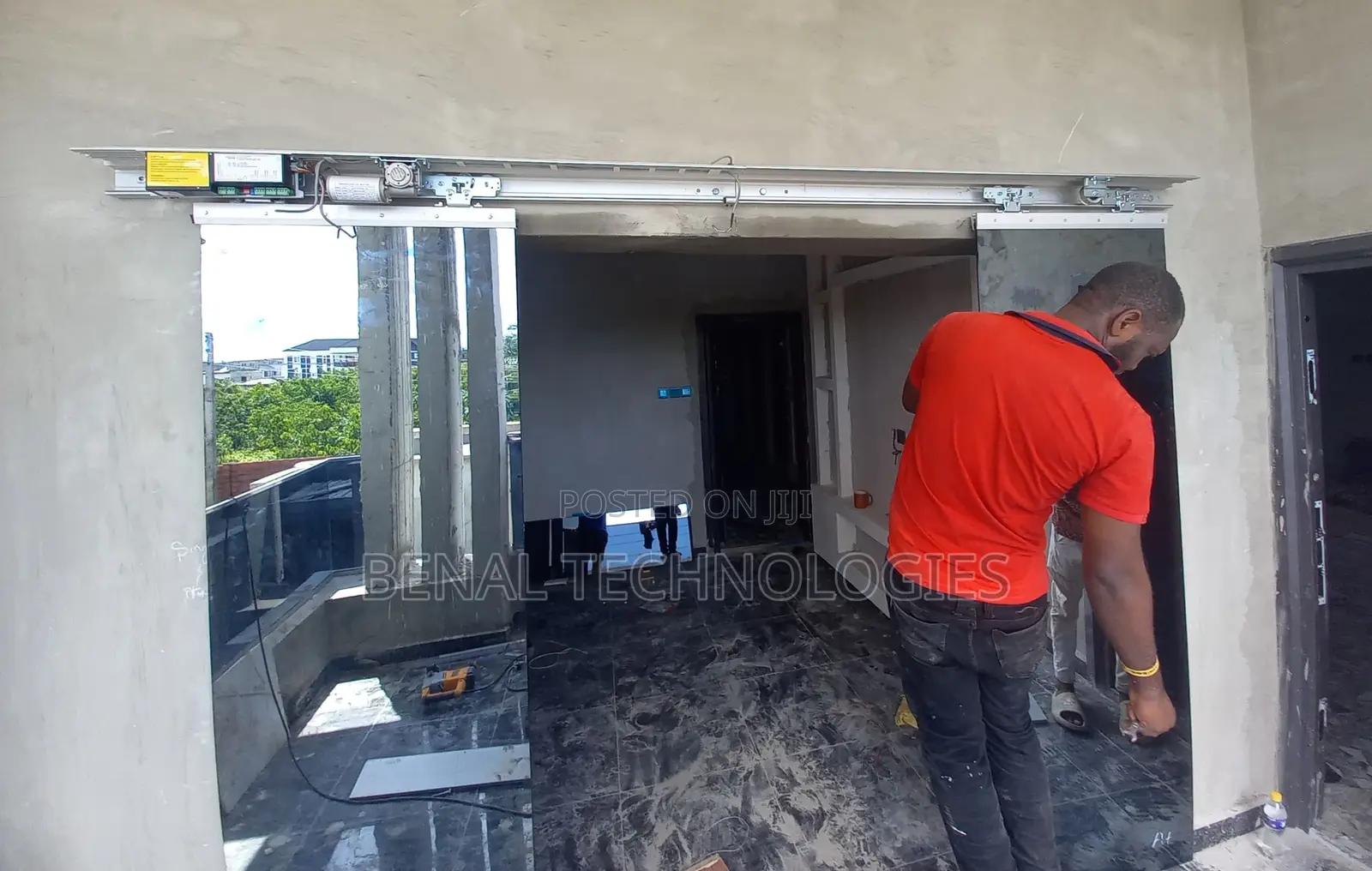 Motion-Sensing Glass Door Entry System