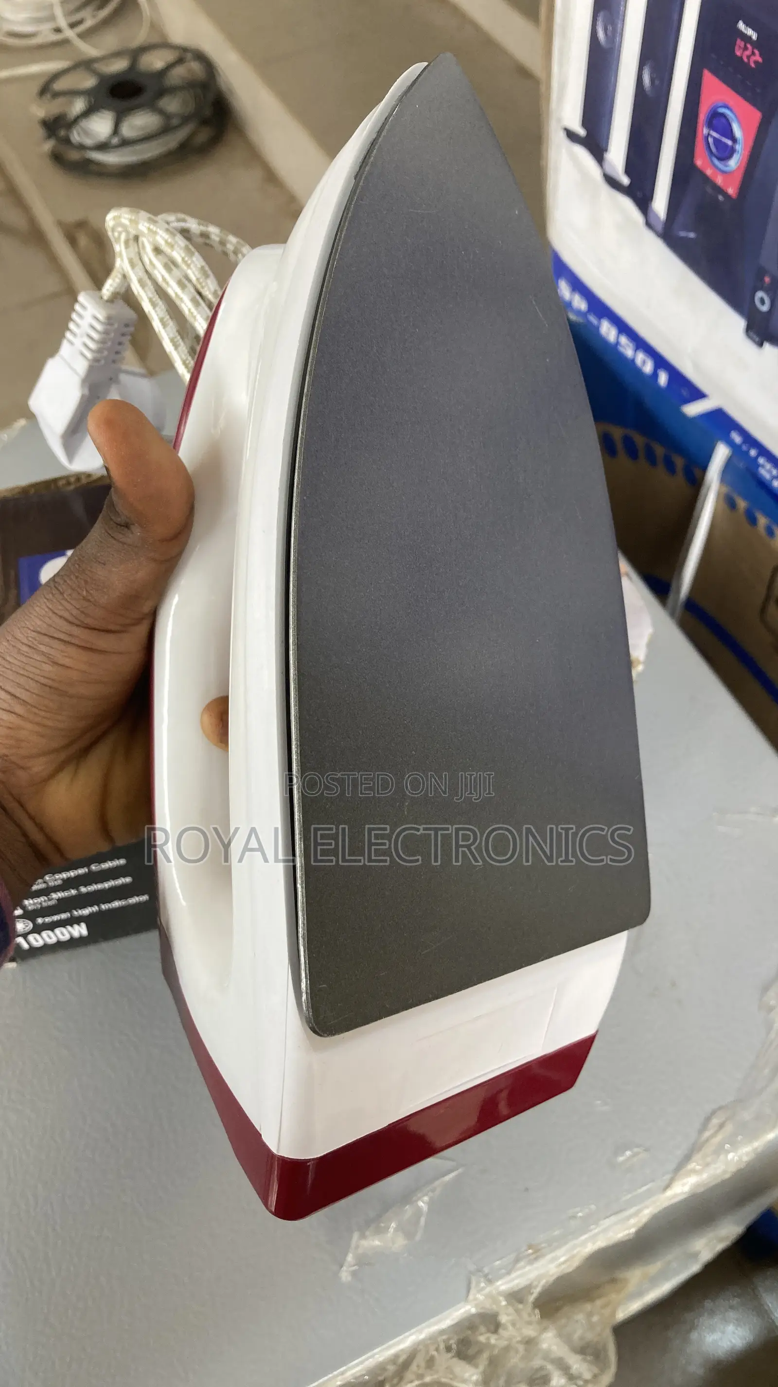 White Corded Electric Sonik Dry Iron With Nonstick Soleplate