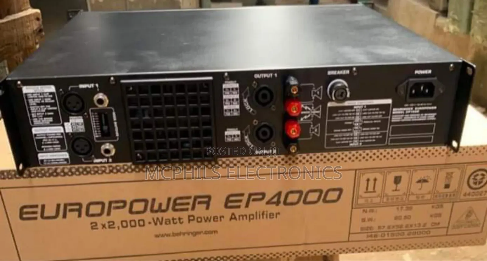Behringer Ep-4000 Professional Powered Amplifier
