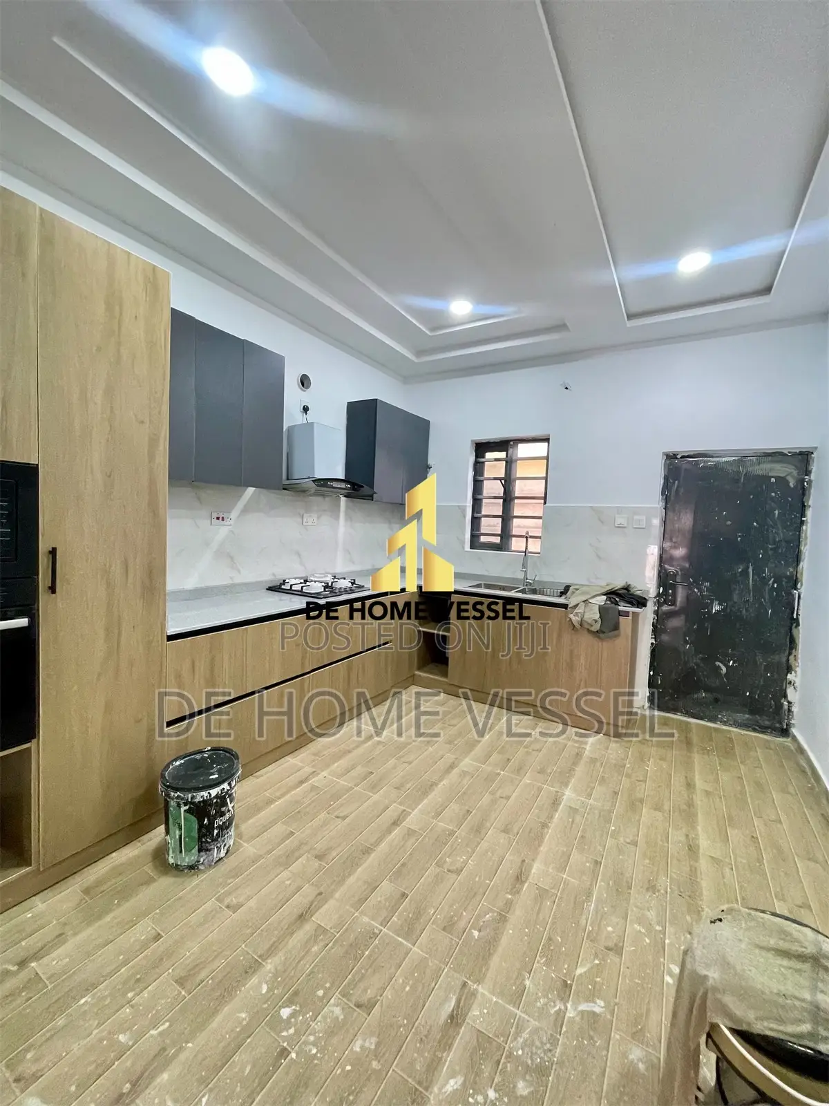 4bdrm Townhouse/Terrace in Igbo-efon for sale
