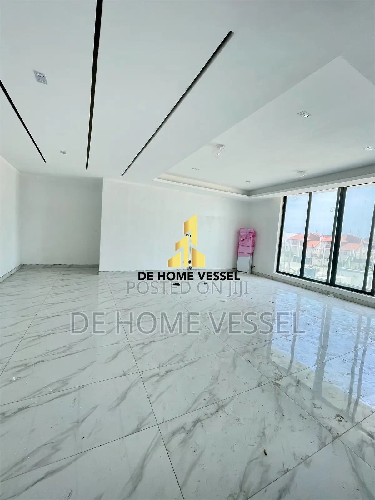 Fantastically Finished Luxury 2 Bed Apartment