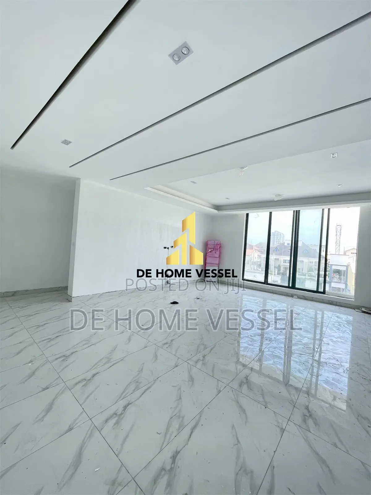 Fantastically Finished Luxury 2 Bed Apartment