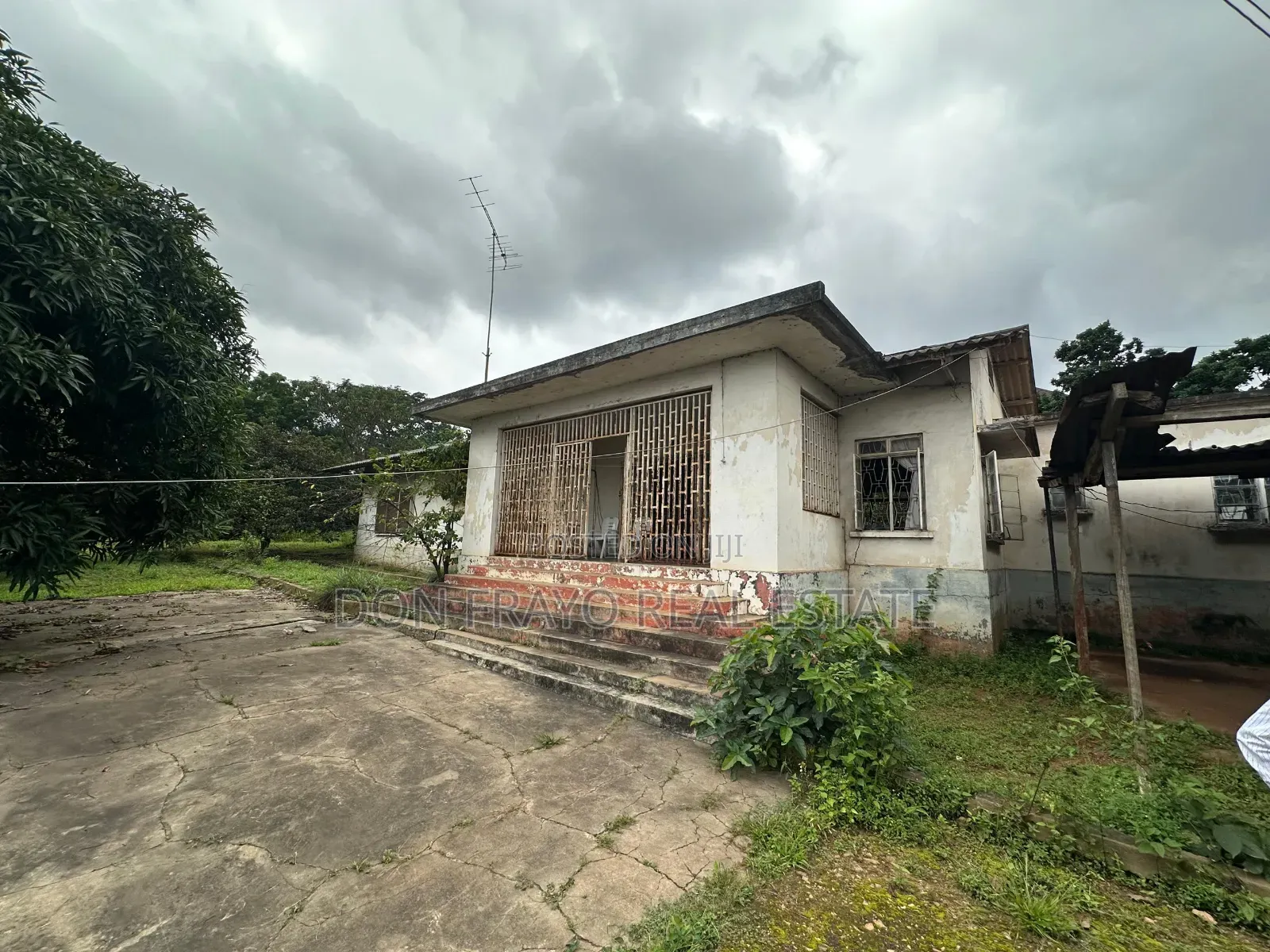 4000sqm Mixed Used Land at Onireke Gra for Sale