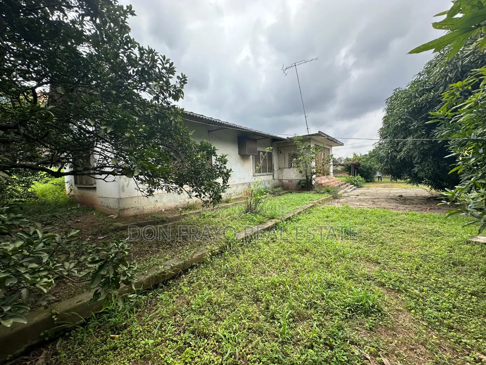 4000sqm Mixed Used Land at Onireke Gra for Sale