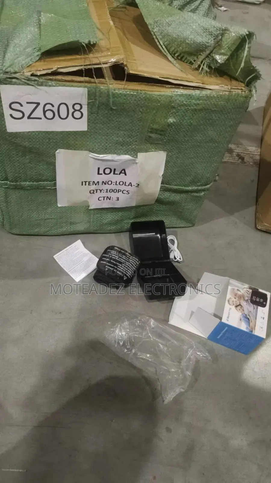 Rechargeable Digital Wrist Blood Pressure Monitor Machine