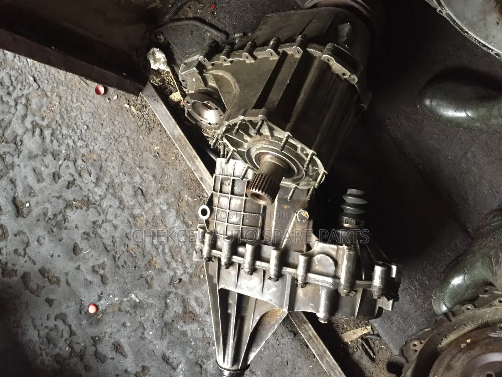 Chevrolet Avalanche Auxiliary