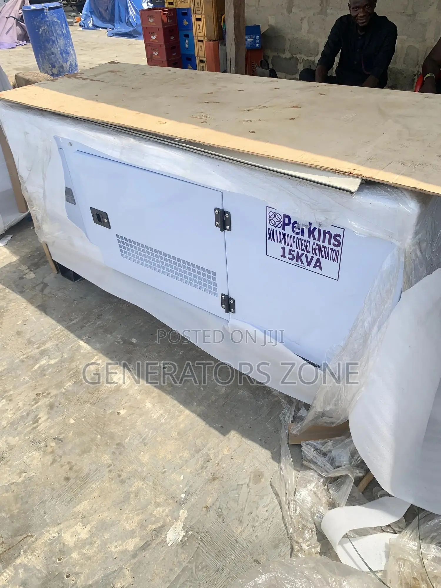Compact Design 15kva Perkins Soundproof Generator