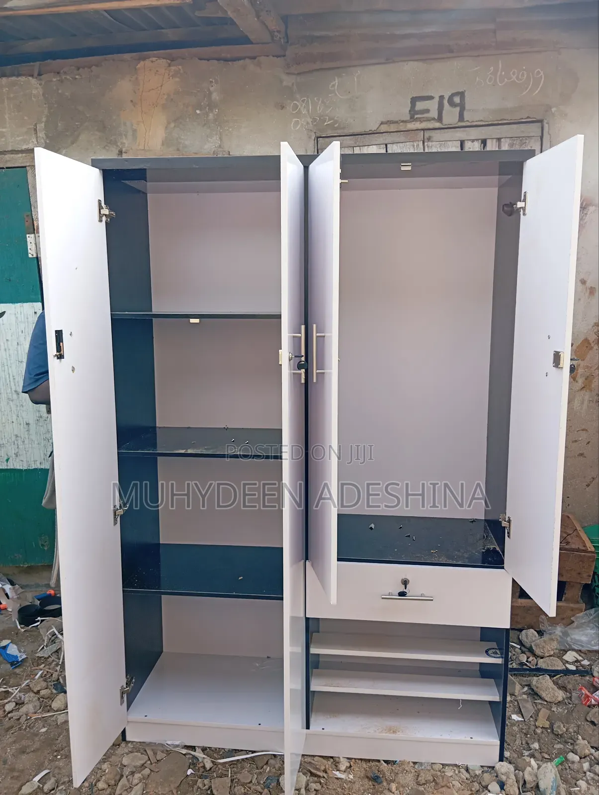 Wardrobe 4ft By 6ft