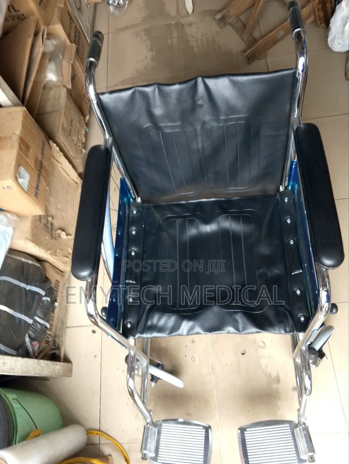 Self Propelling Wheelchair