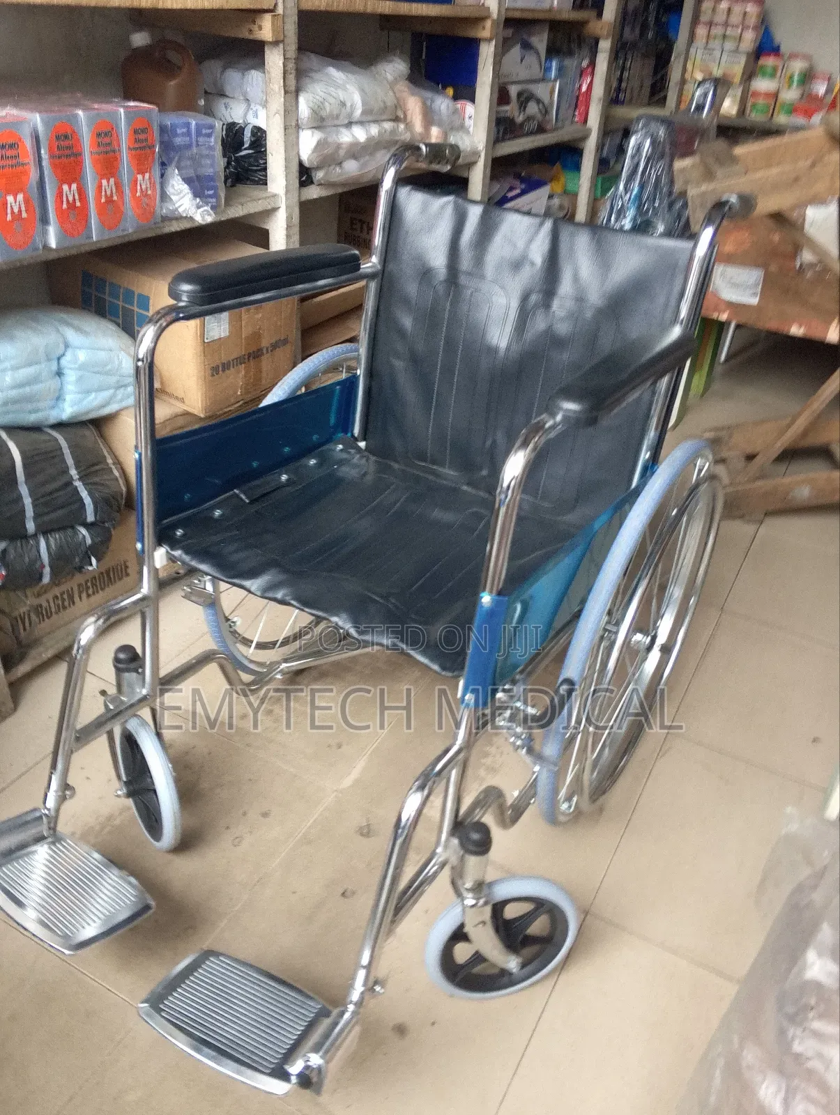 Self Propelling Wheelchair