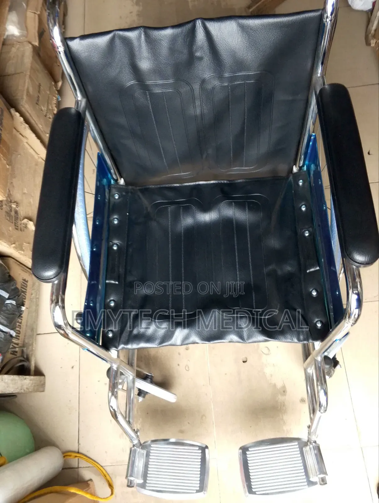 Self Propelling Wheelchair