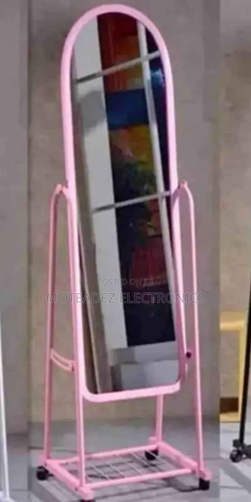 Movable Stand Full Body Dressing Mirror With Steel Body