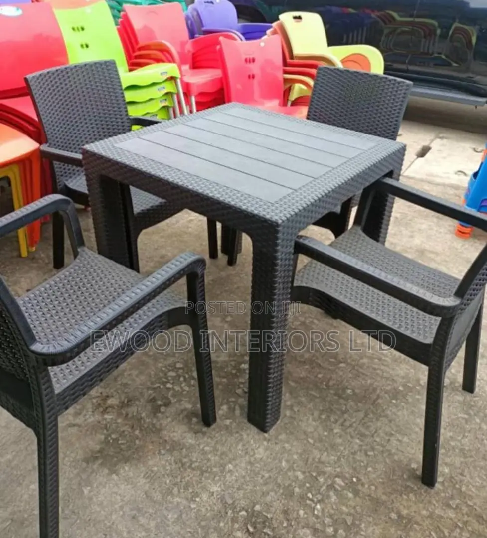 4 Seaters Malibu Outdoor Set