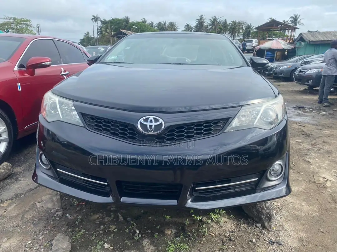 Toyota Camry 2014 Black