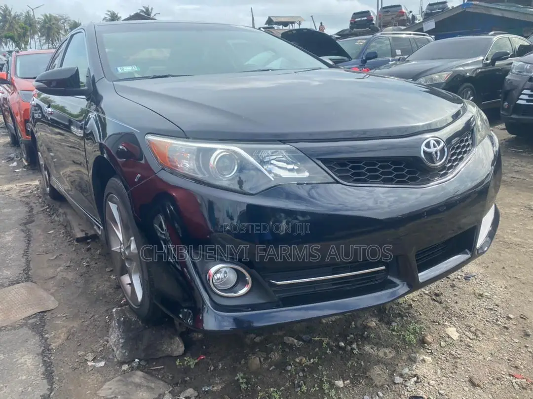 Toyota Camry 2014 Black