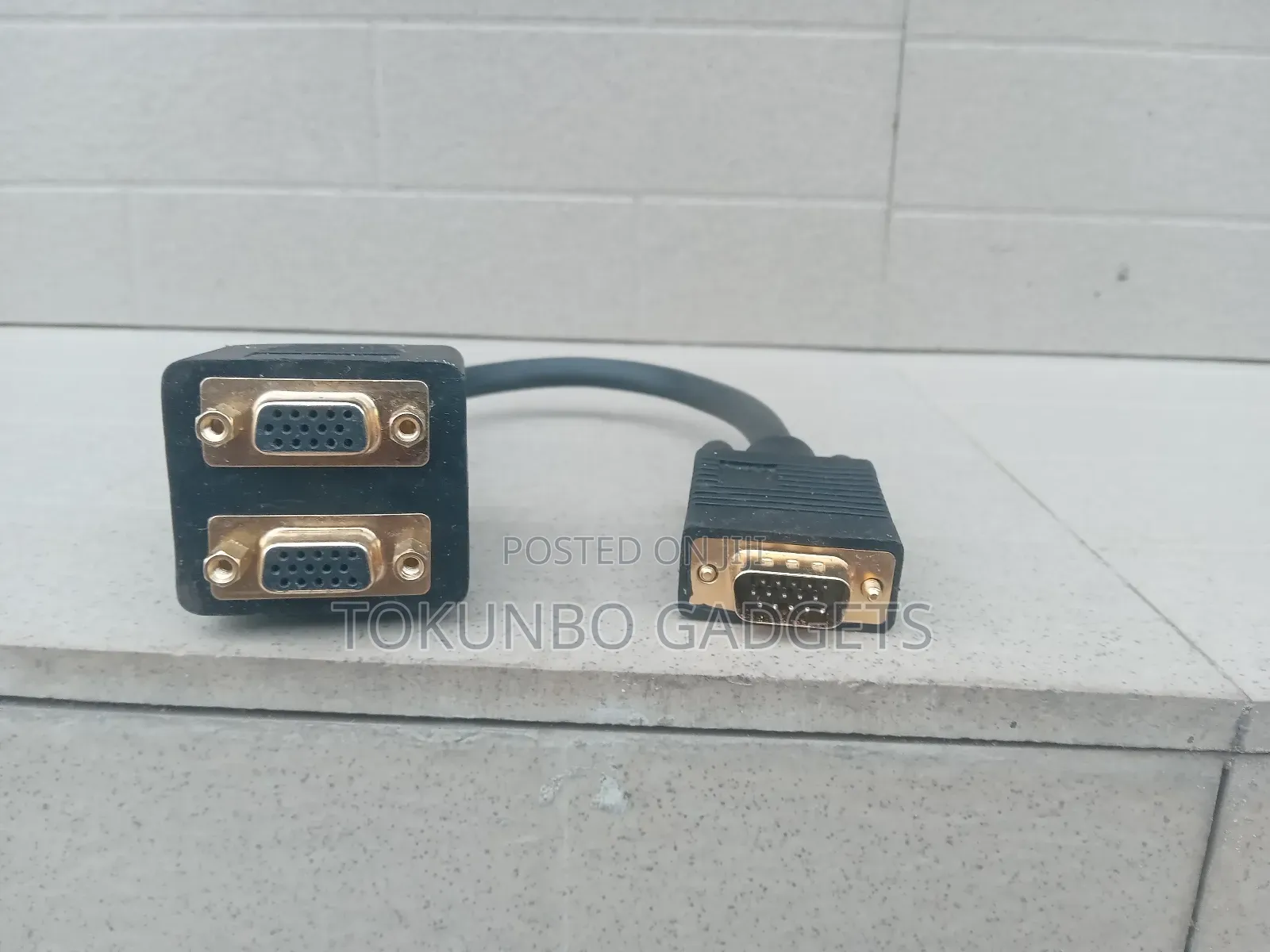 2 Way Vga Splitter