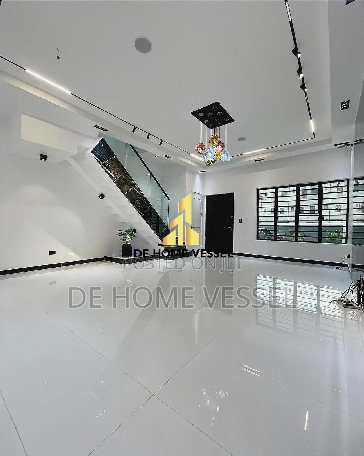 4bdrm Townhouse/Terrace in Ikate for sale