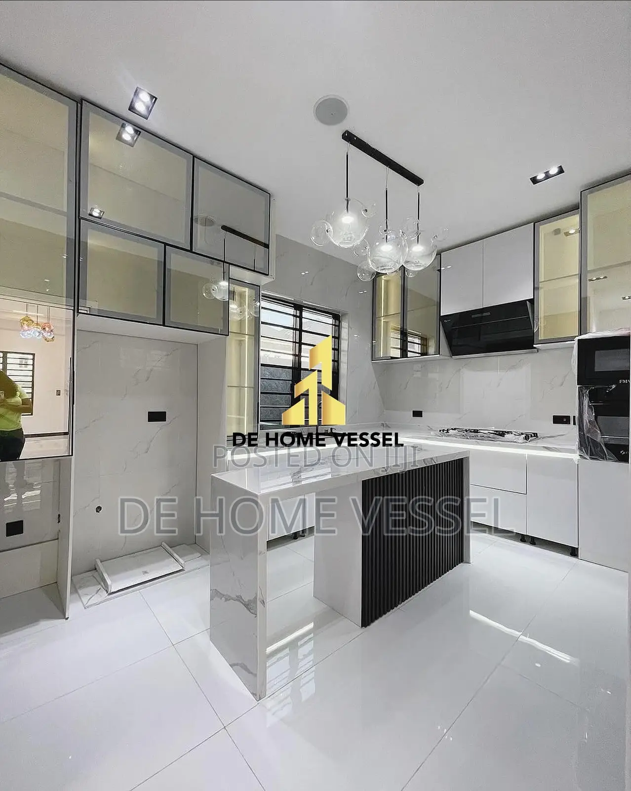 4bdrm Townhouse/Terrace in Ikate for sale
