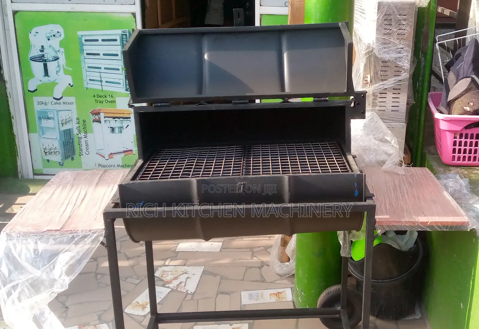 Charcoal Barbecue Grill (Fabricated)