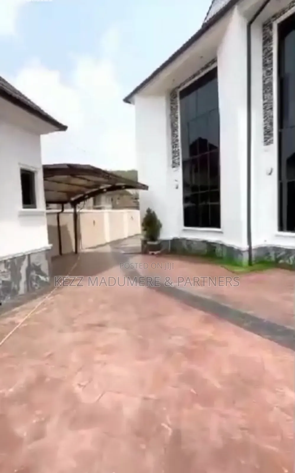 5bdrm Duplex in Apo Resettlement for sale