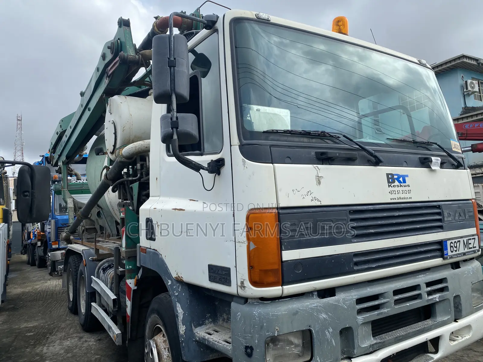 Concrete Mixer With Pump Host - 10 Tyres