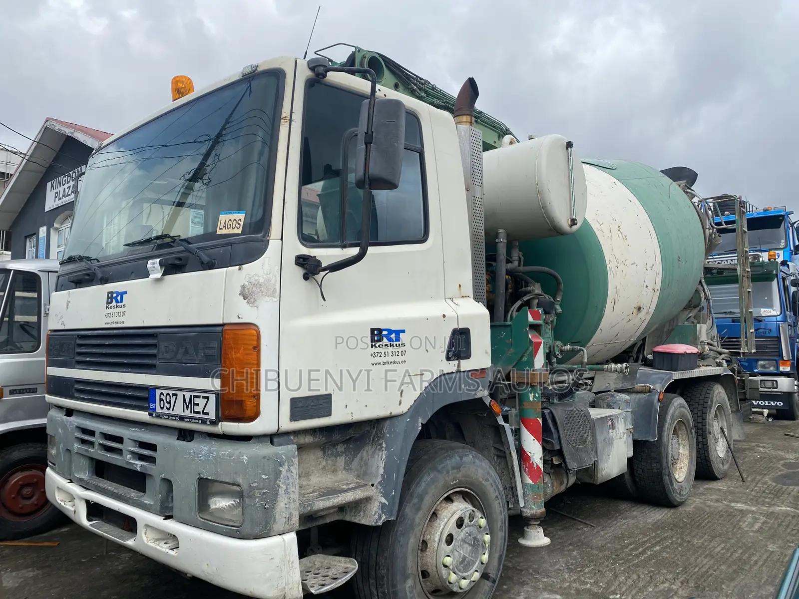 Concrete Mixer With Pump Host - 10 Tyres
