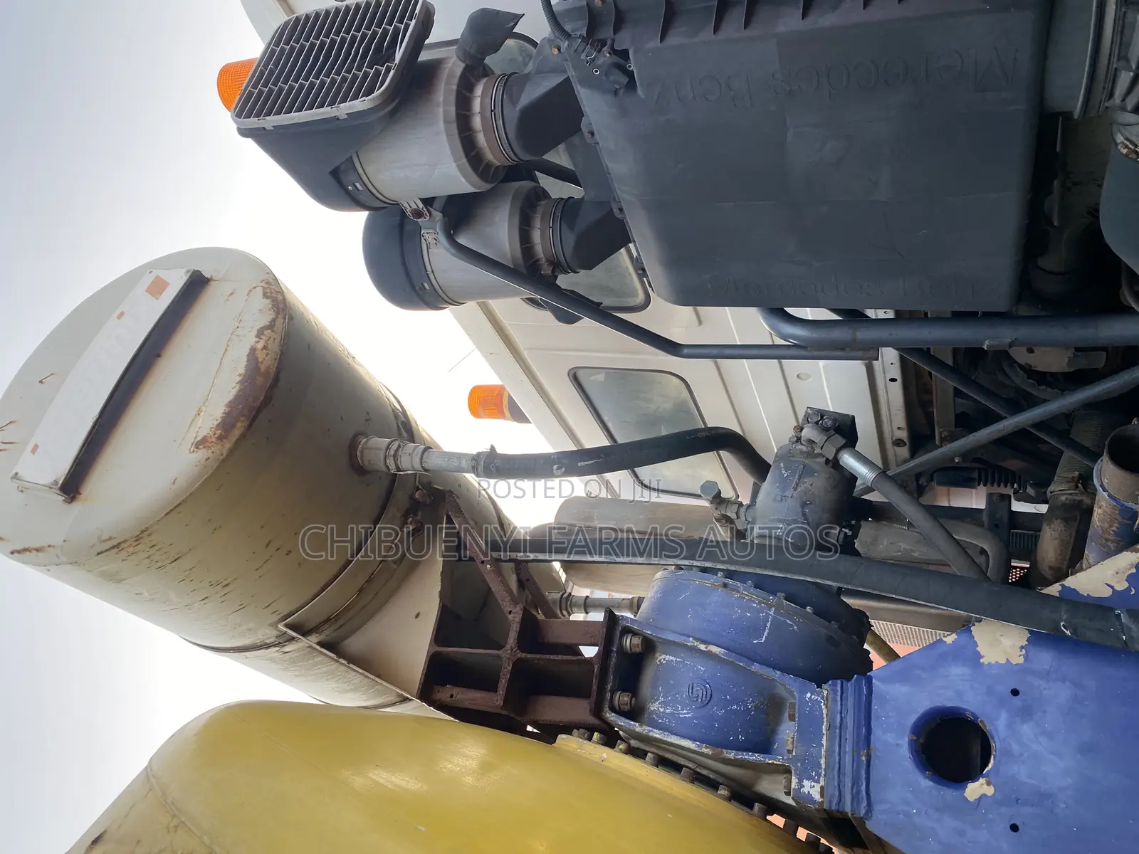 Concrete Mixer - 12tyres