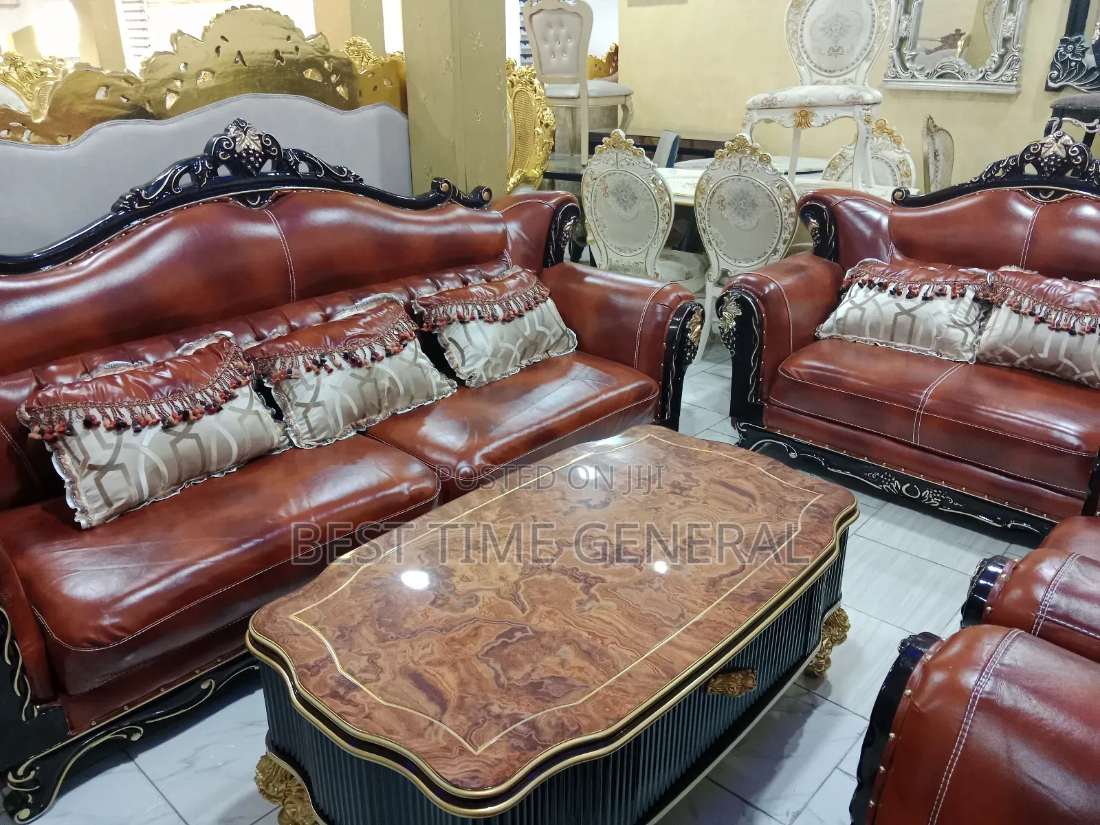 Luxury Set of Royal Sofa Wine Color