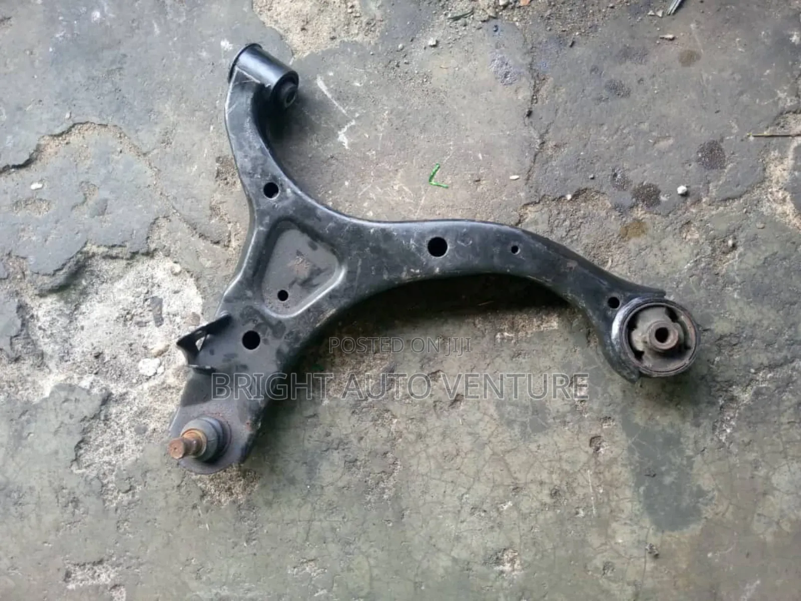 Low Arm for Hyundai Santa Fe 2008 Model