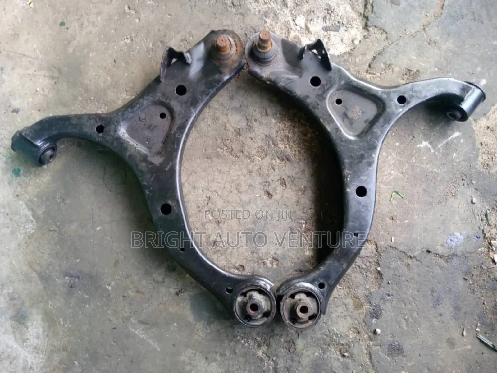 Low Arm for Hyundai Santa Fe 2008 Model