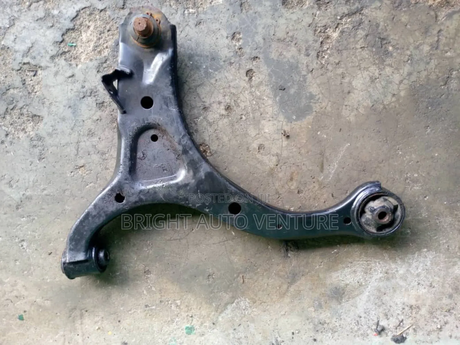 Low Arm for Hyundai Santa Fe 2008 Model
