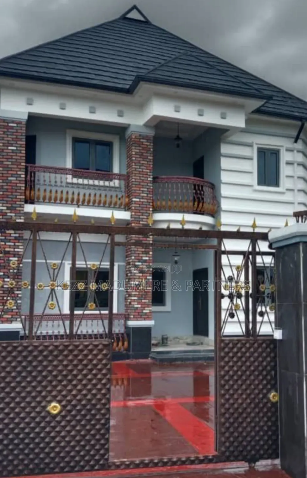 5bdrm Duplex in Eliozu Eneka Link for sale