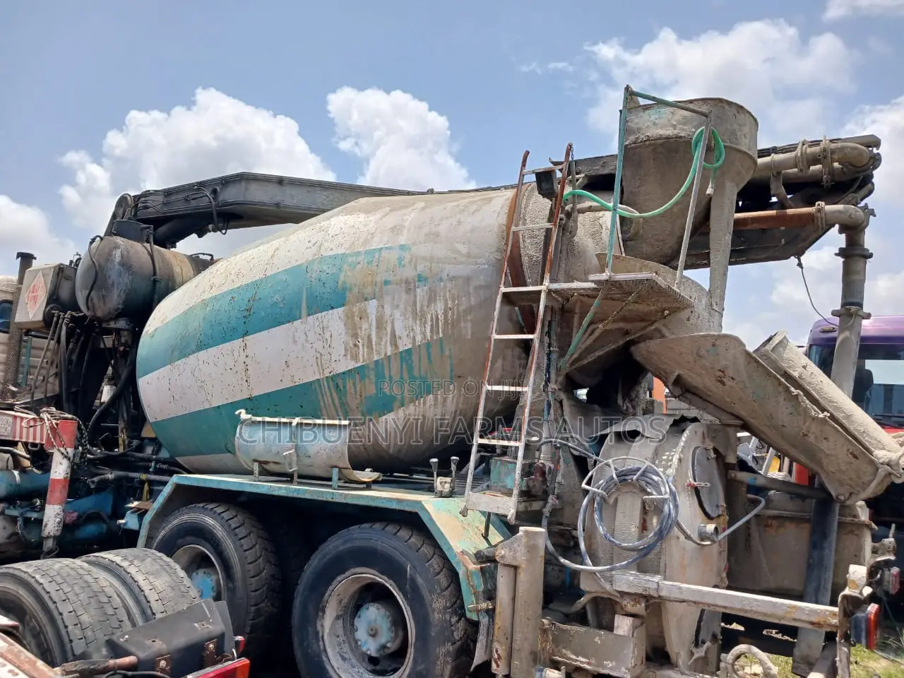 Concrete Mixer With Pump - 10 Tyres