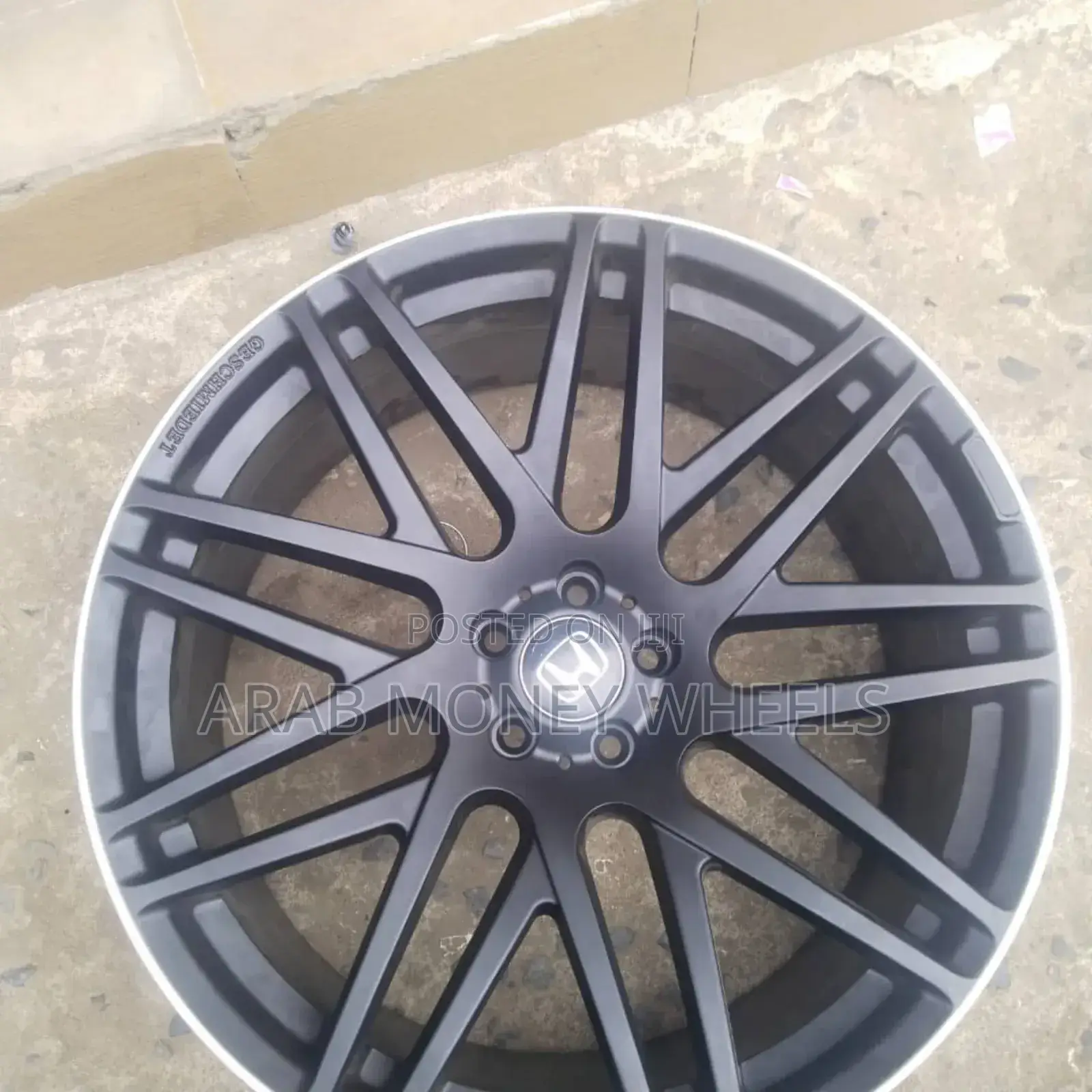 Black an Silver Spoke Designers 20 Inch Alloyd Wheels