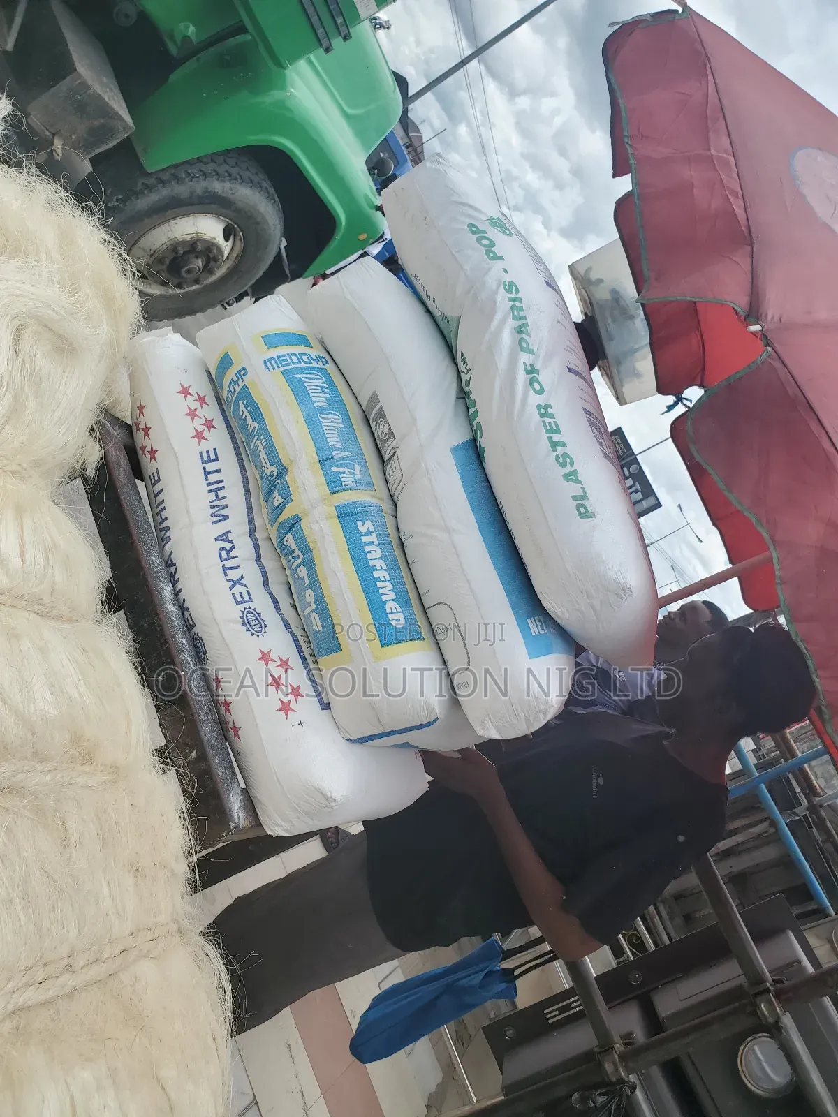 White Cement / Plaster of Paris Pop