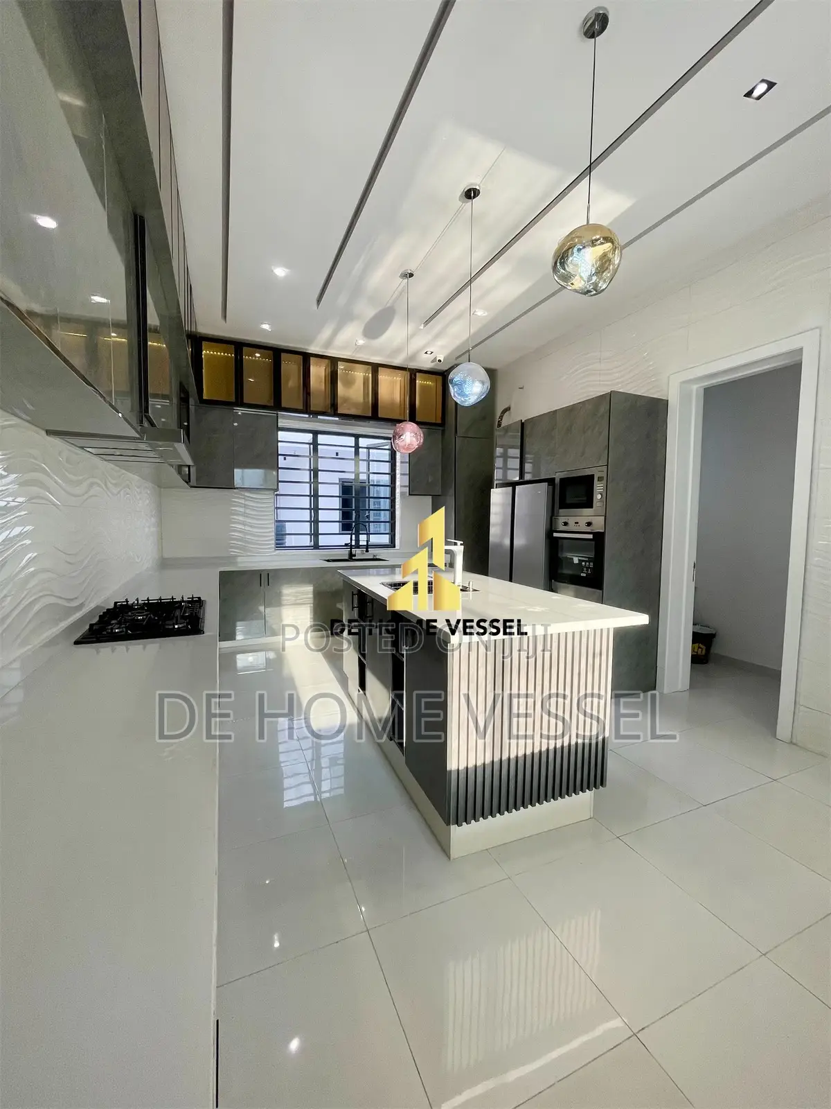 5bdrm Duplex in Lekki for sale