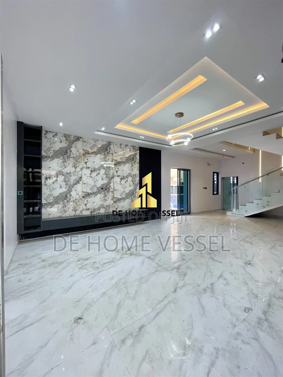 5bdrm Duplex in Ologolo for sale