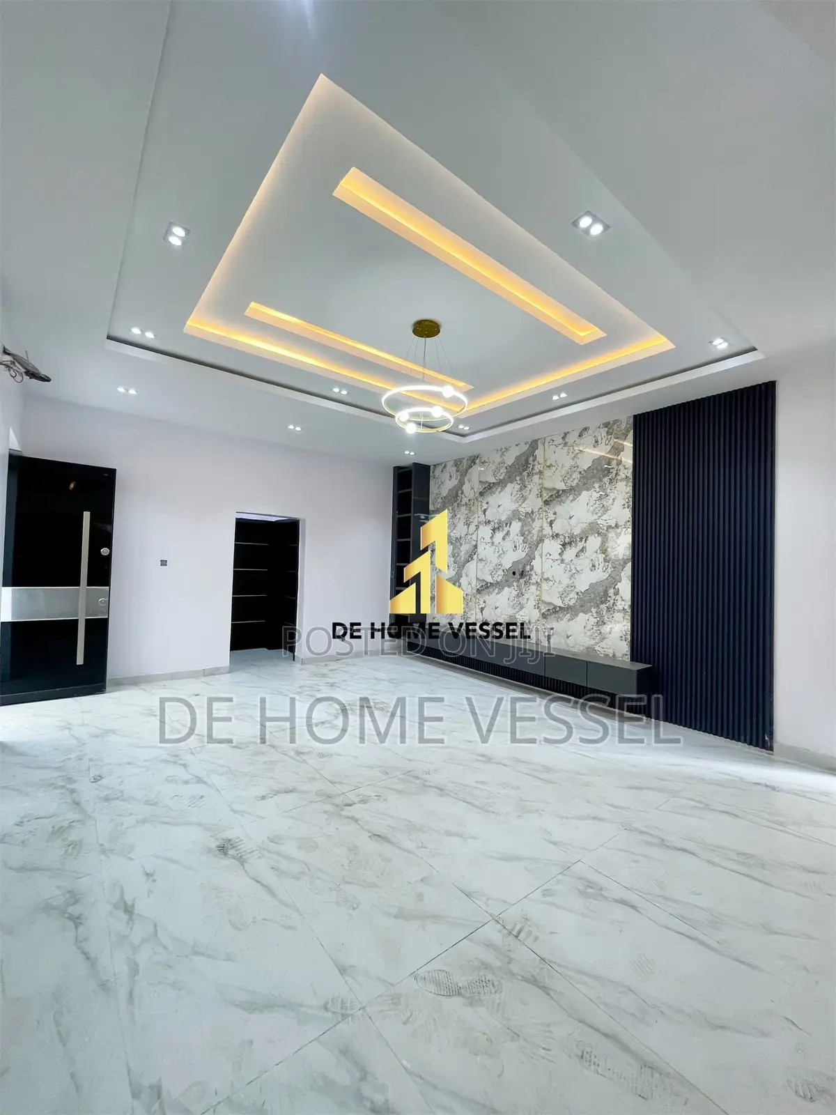 5bdrm Duplex in Ologolo for sale